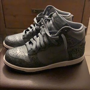 nike hi top women's metallic blue